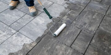 Paver Sealing - How To Seal Pavers [Expert Tips] | Unilock