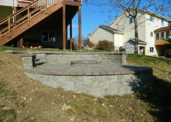 22+ Wonderful Concrete Patio On Sloped Yard | Inspiratif Design